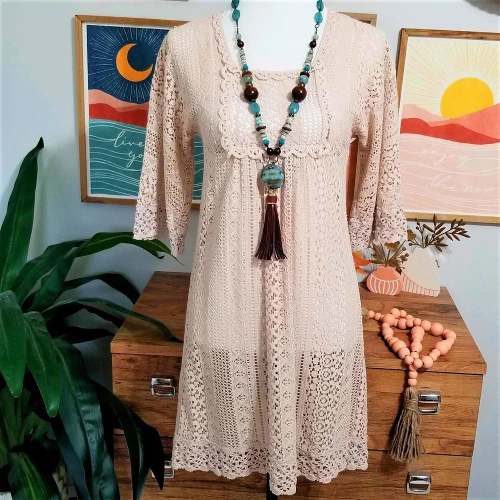 Dress. Ecru Lace & Crochet. New Directions Brand. Size 4. - Picture 1 of 13